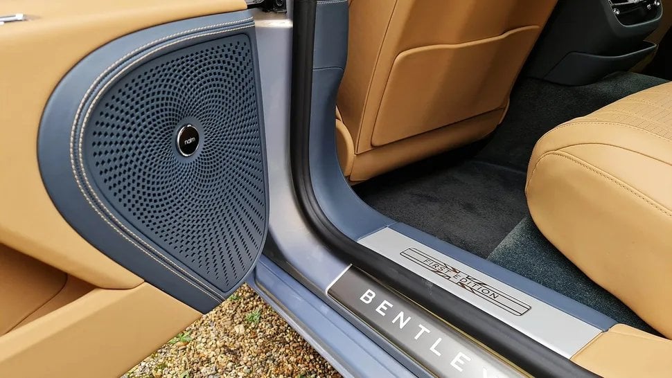 Premium in-car audio speaker